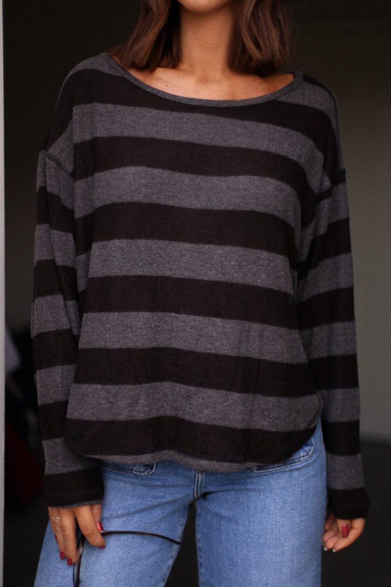 black and charcoal striped sweater 655424