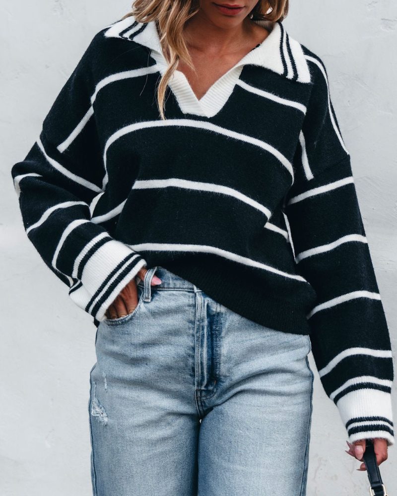 black and white stripe collared sweater 953179