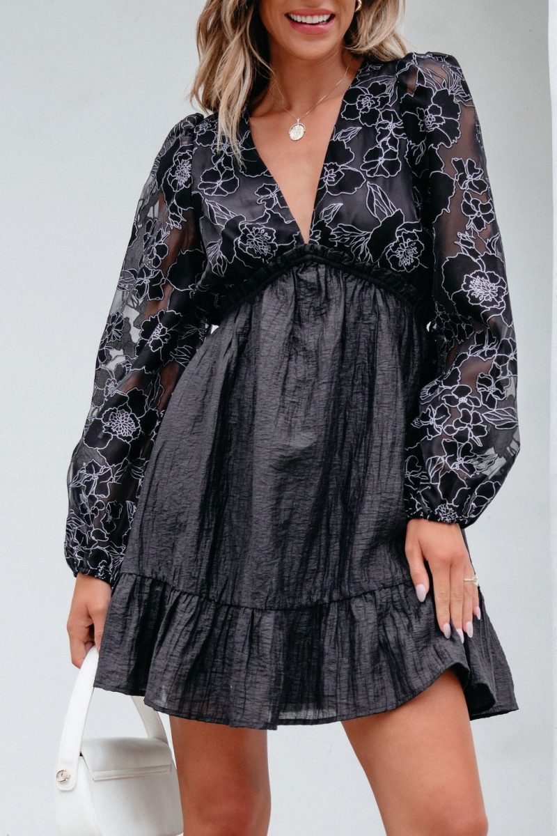 black floral sheer sleeve textured mini dress 230404