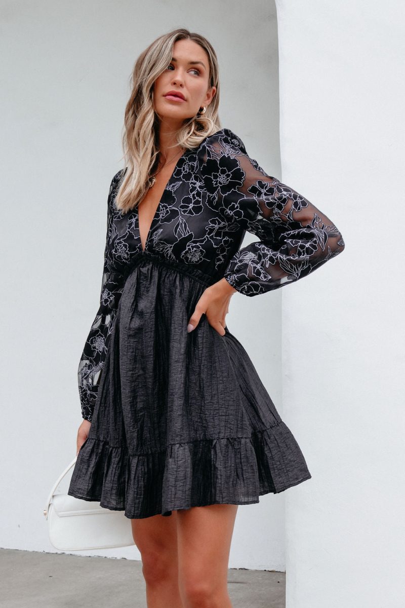 black floral sheer sleeve textured mini dress 872994