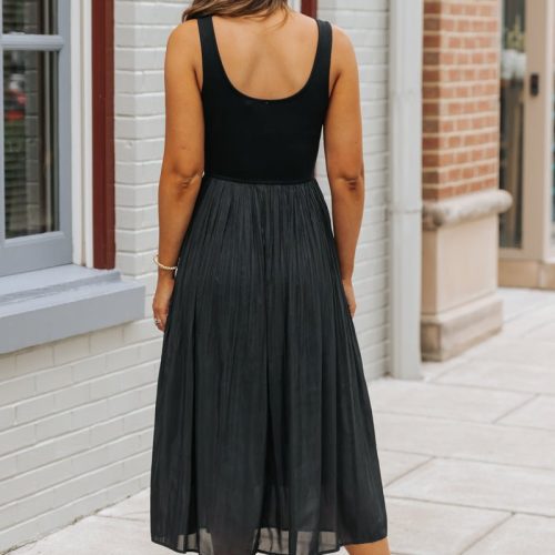 black scoop neck pleated tank midi dress 813583