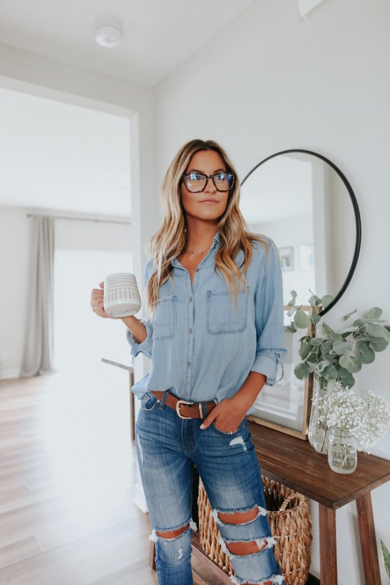 button down light wash chambray top 739542