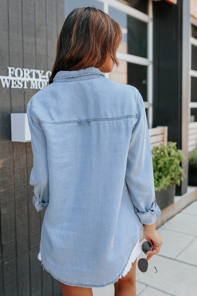 button down light wash chambray top 772660