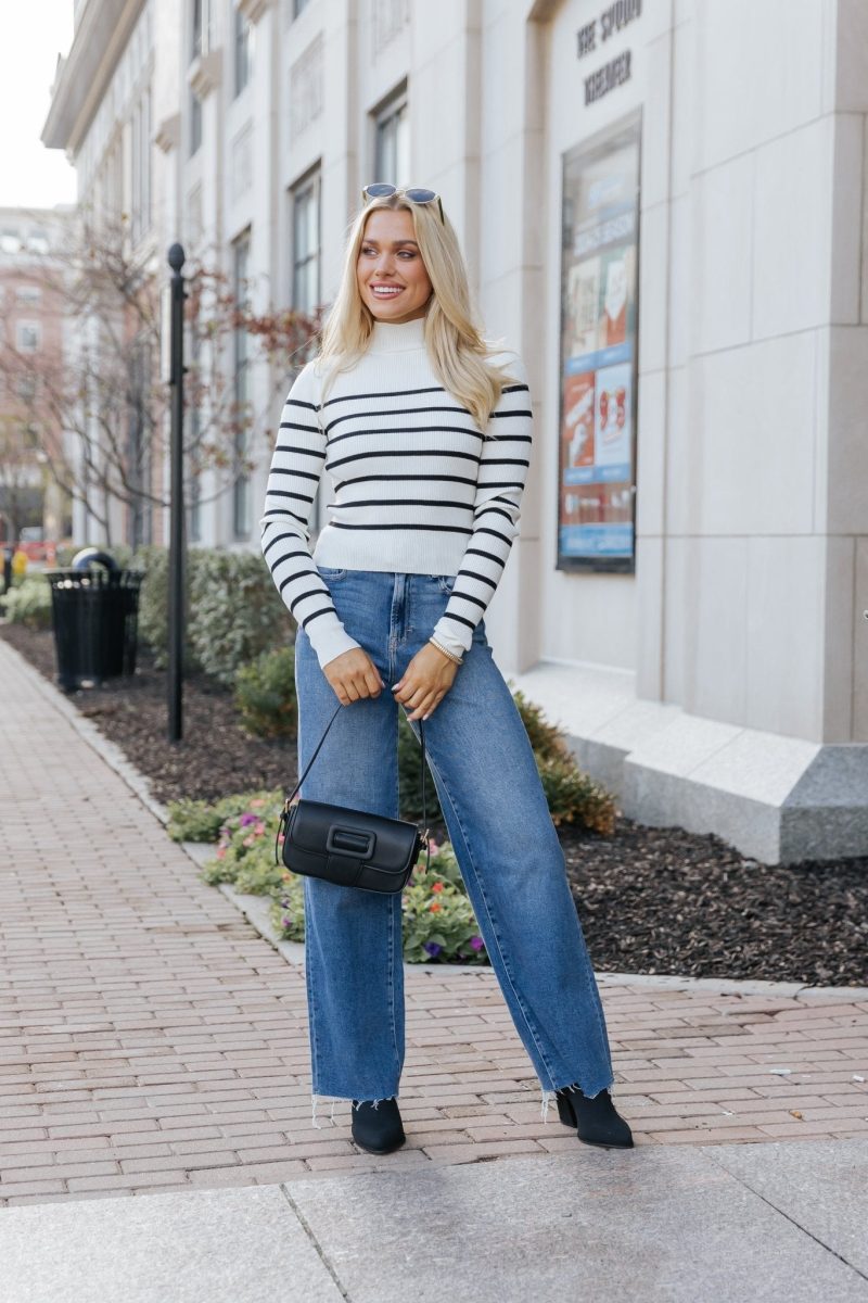 cream and black striped mock neck top 791098