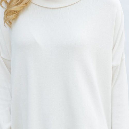 essential fall turtleneck sweater cream 695739