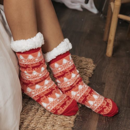 fuzzy fleece red nordic christmas socks 685667