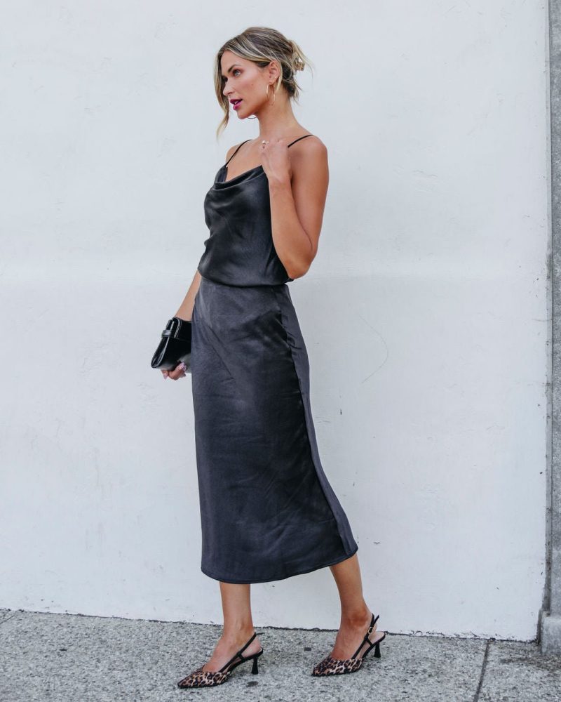 muse by magnolia black satin midi skirt 519832