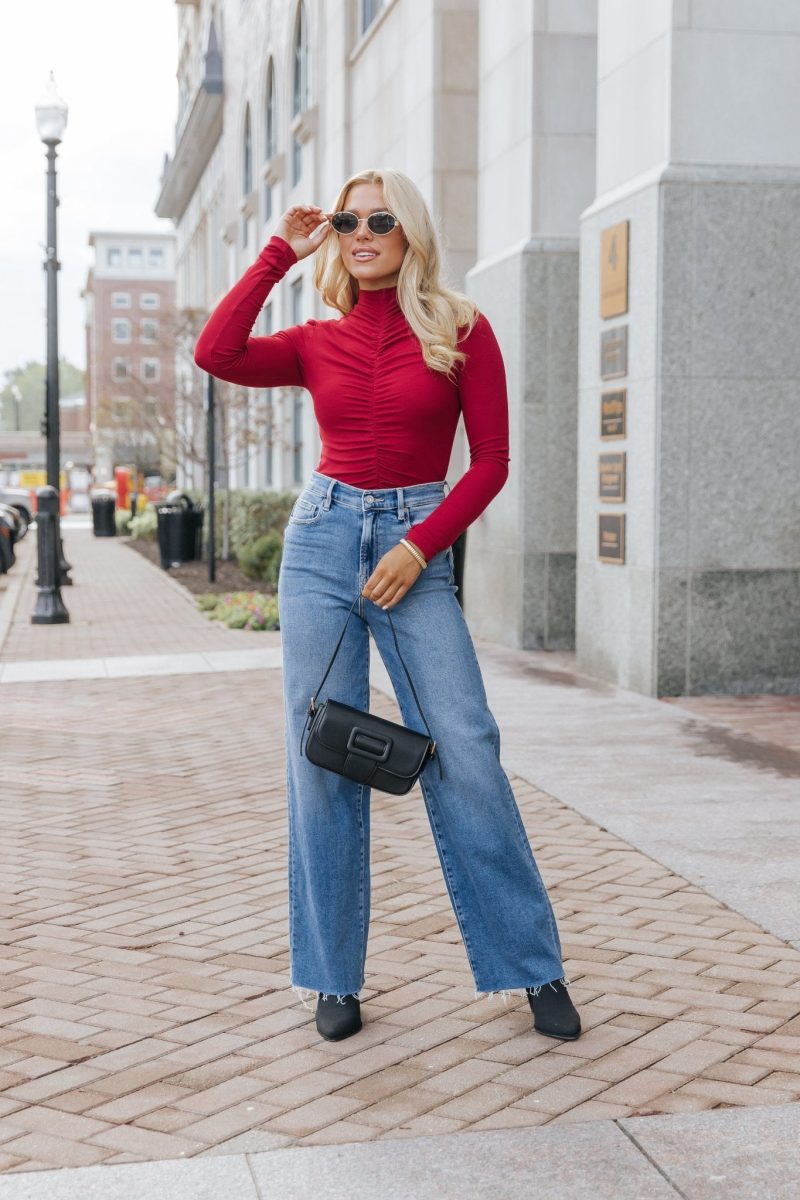 red cinched mock neck top 607130