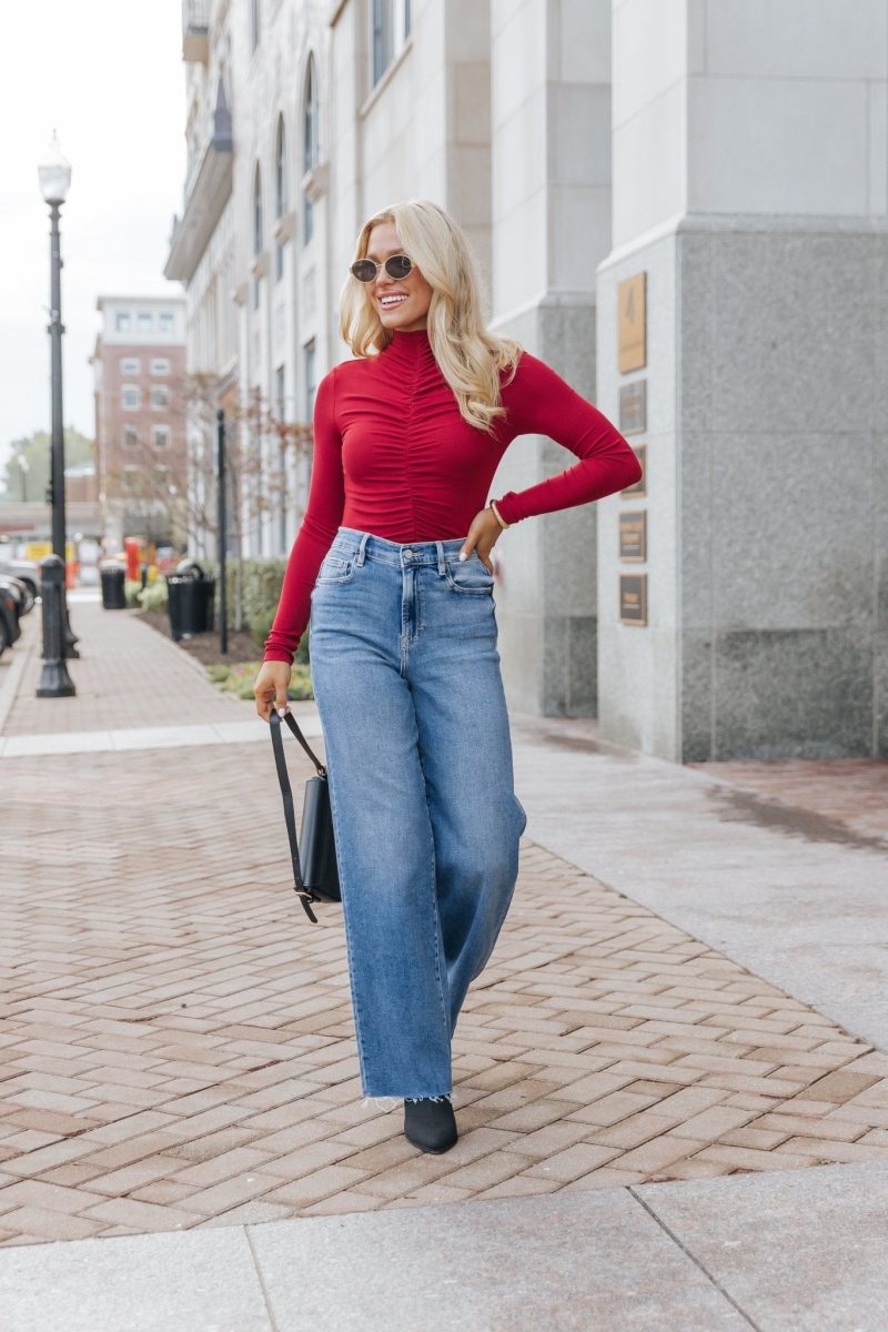 red cinched mock neck top 663253