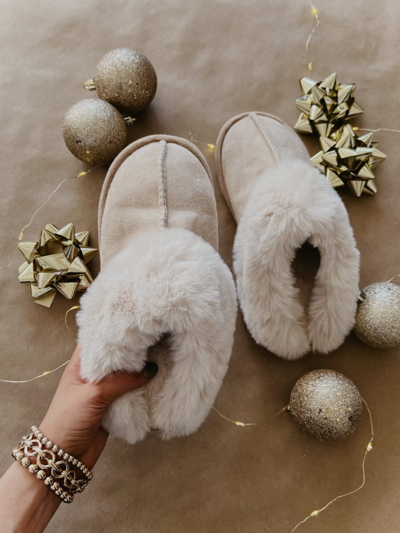 sweet dreams sandy faux sheepskin slippers 843514